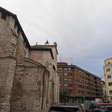 Apartamento Cuentame Burgosアパートメント エクステリア 写真