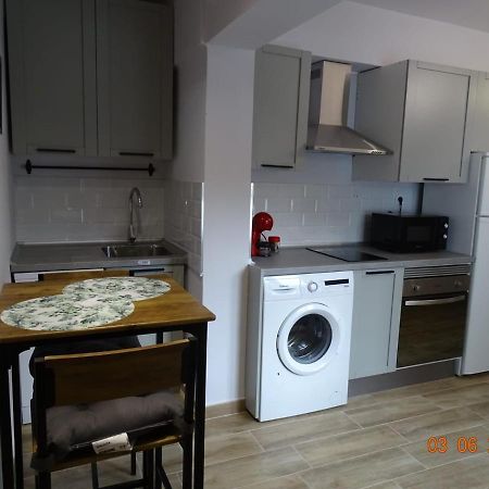 Apartamento Cuentame Burgosアパートメント エクステリア 写真