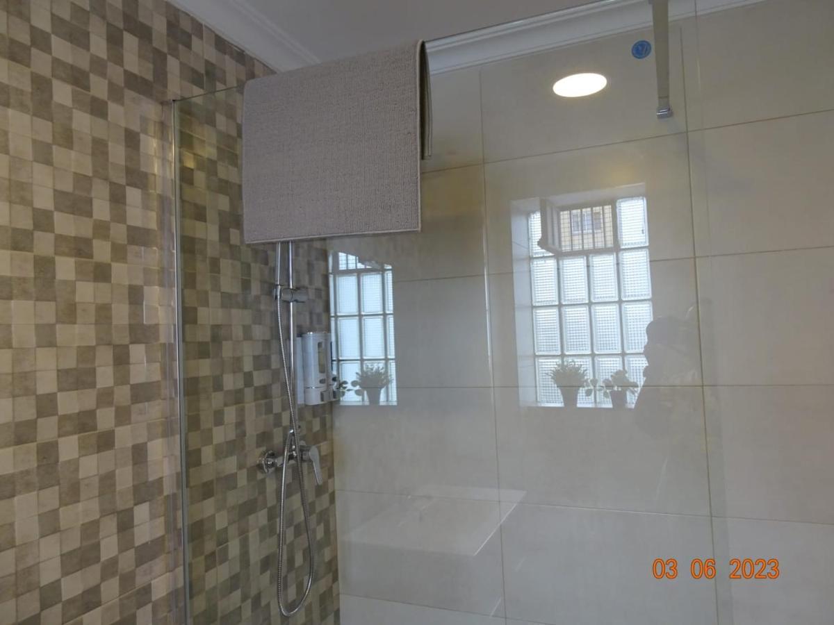 Apartamento Cuentame Burgosアパートメント エクステリア 写真
