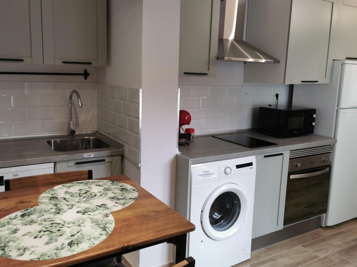 Apartamento Cuentame Burgosアパートメント エクステリア 写真