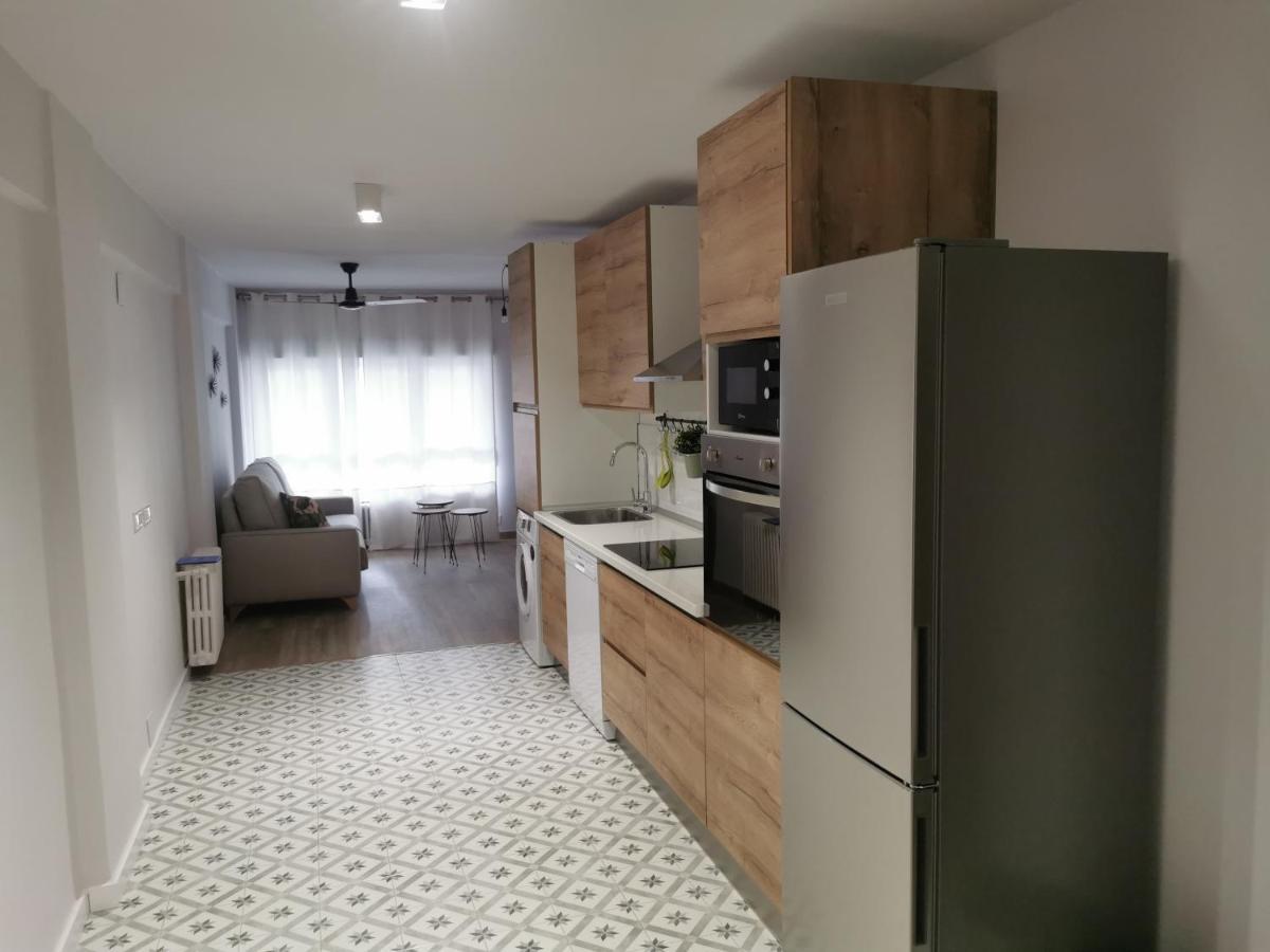 Apartamento Cuentame Burgosアパートメント エクステリア 写真