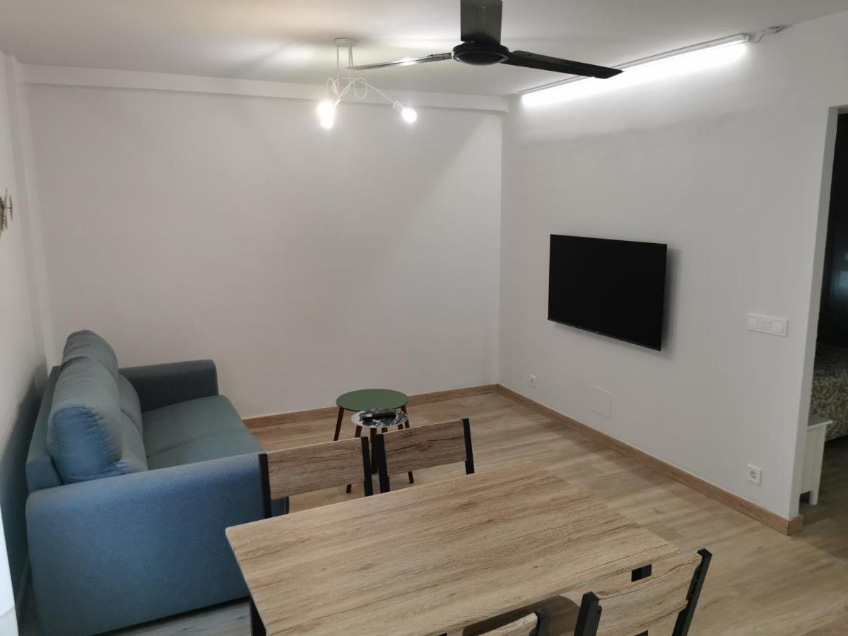 Apartamento Cuentame Burgosアパートメント エクステリア 写真